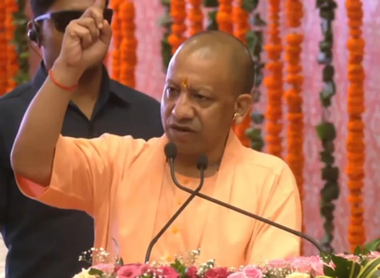 कांग्रेस ने मालेगांव विस्फोट मामले में निर्दोष हिंदुओं को फंसाकर आतंकवादियों को बचाने का काम किया : सीएम योगी