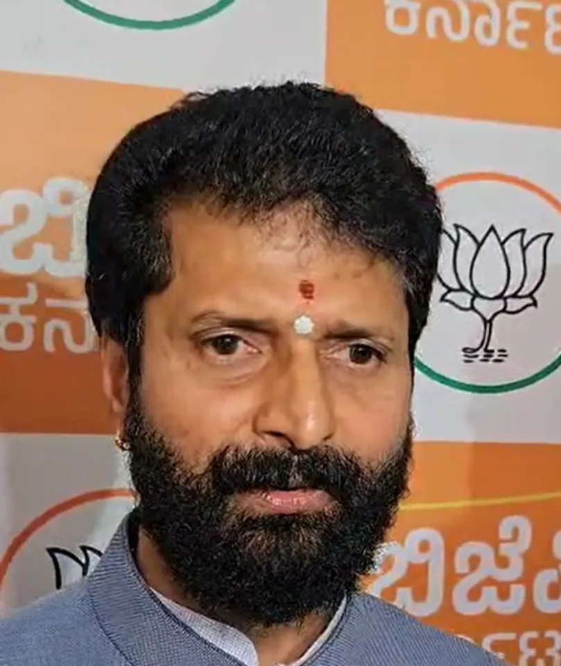 प्रियंका के बयान पर सी.टी. रवि ने किया सवाल, क्या राहुल बाबा के परिवार के पास ही सारे अधिकार हैं?