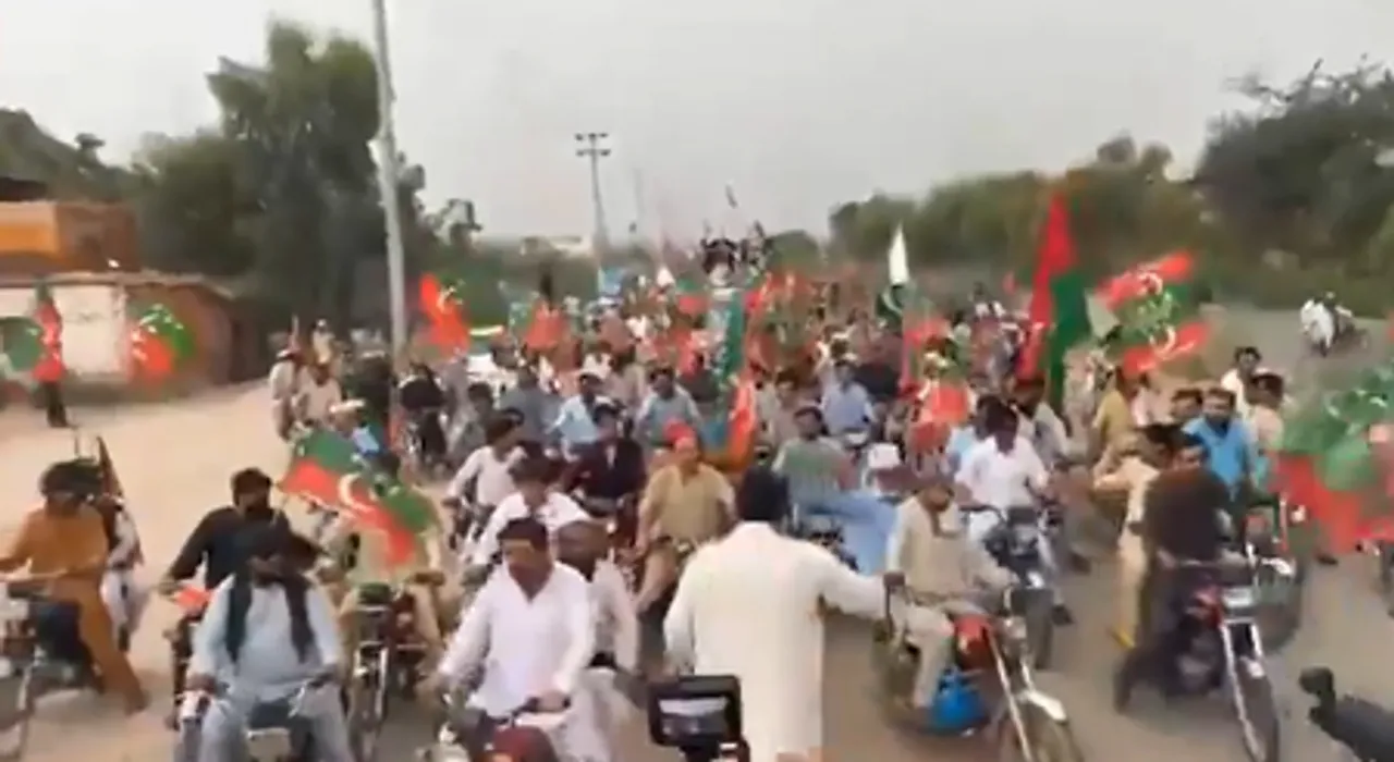 Pakistan Tehreek-e-Insaf holds protest movement to demand Imran Khan's release