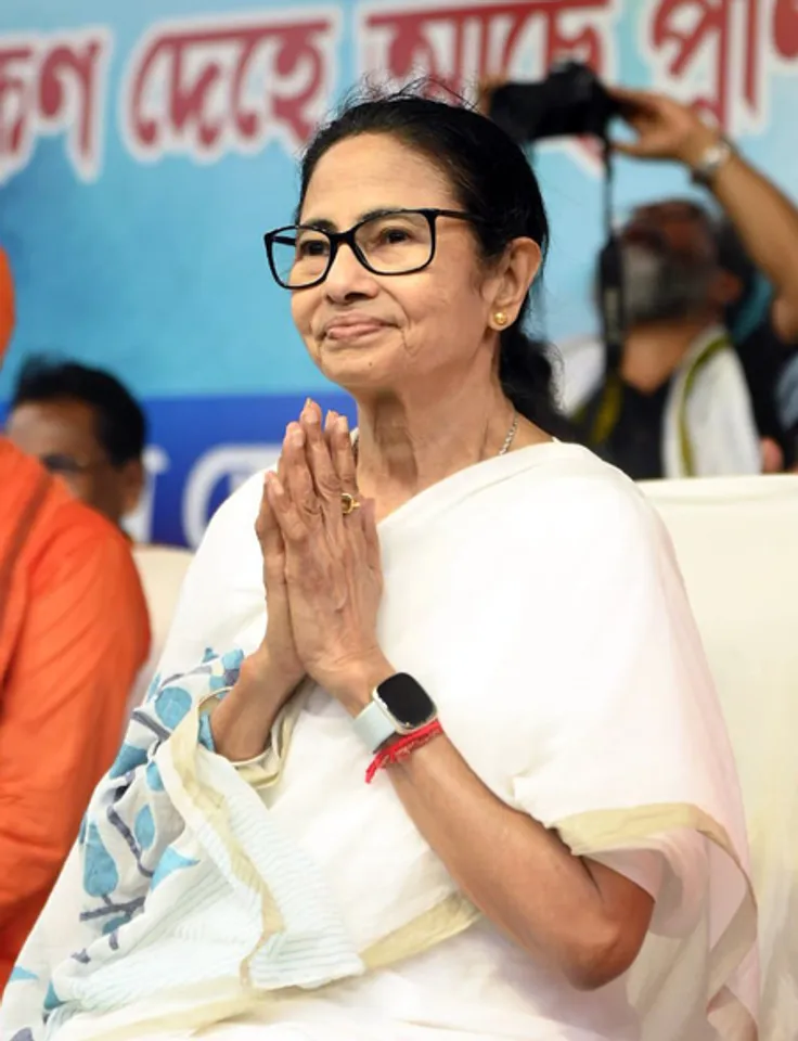 Mamata Banerjee Leads Protest in Jhargram Against Harassment of Bengalis