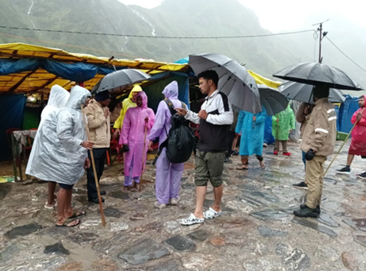 उत्तराखंड : पांच जनपदों में बारिश का अलर्ट, छुट्टी का आदेश जारी
