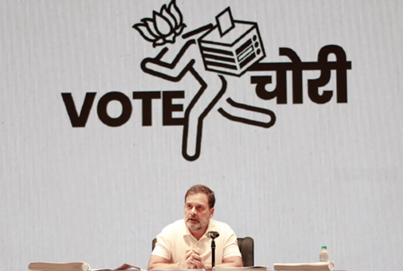 New Delhi: Rahul Gandhi addresses press conference