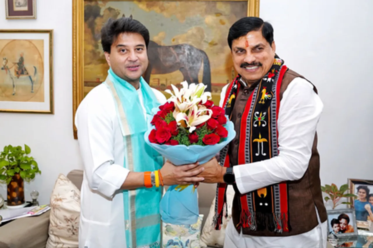 ज्योतिरादित्य सिंधिया ने मोहन यादव से की मुलाकात, आपदा राहत बचाव पर हुई चर्चा