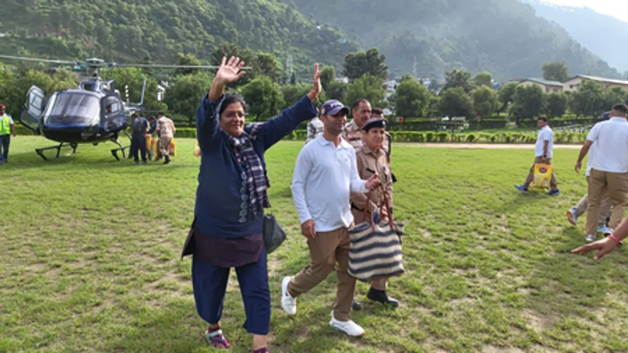 10 Banaskantha pilgrims rescued by army helicopter after Dharali cloudburst, reunited with families