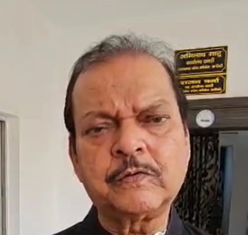 चुनाव आयोग ने राहुल गांधी से मांगा शपथ पत्र, सहाय बोले- आयोग संविधान से ऊपर नहीं