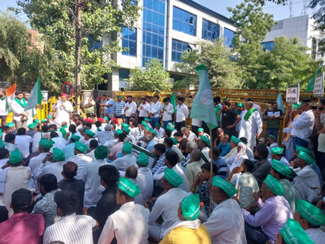 गौतमबुद्ध नगर में बुधवार को भाकियू की 'तिरंगा बाइक रैली', किसानों ने तैयारियां की पूरी