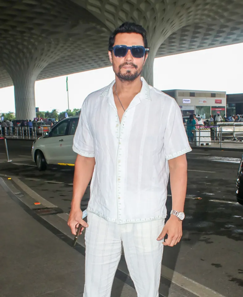 Randeep Hooda calls for humane & practical solution after SC decides to review its stray dog ruling
