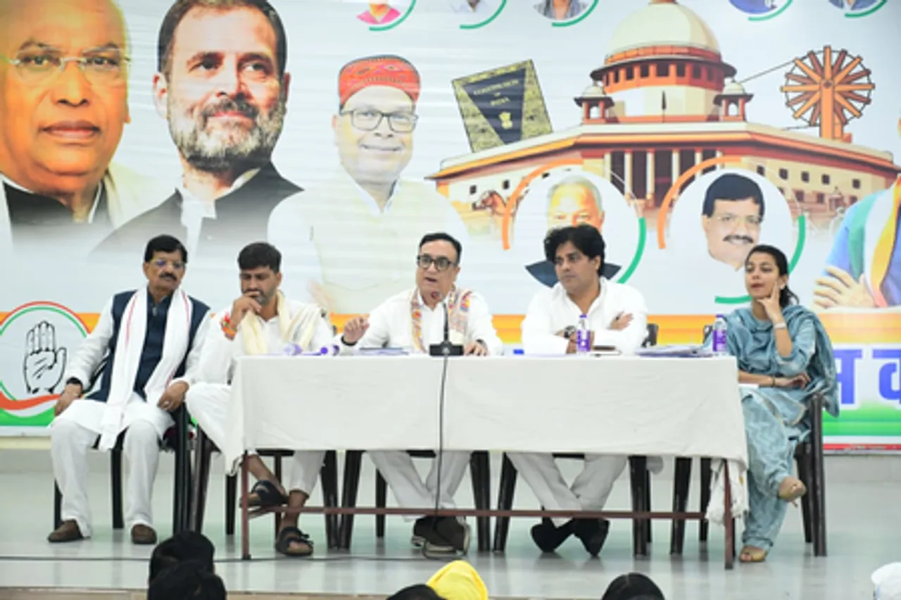 बिहार: 1500 से अधिक टिकट दावेदारों ने कांग्रेस की स्क्रीनिंग कमेटी के समक्ष दावेदारी पेश की
