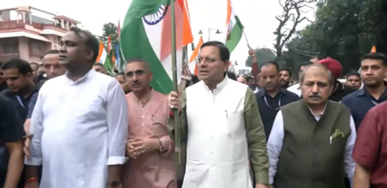 उत्‍तराखंड और झारखंड में निकाली गई तिरंगा यात्रा, बनता गया कारवां