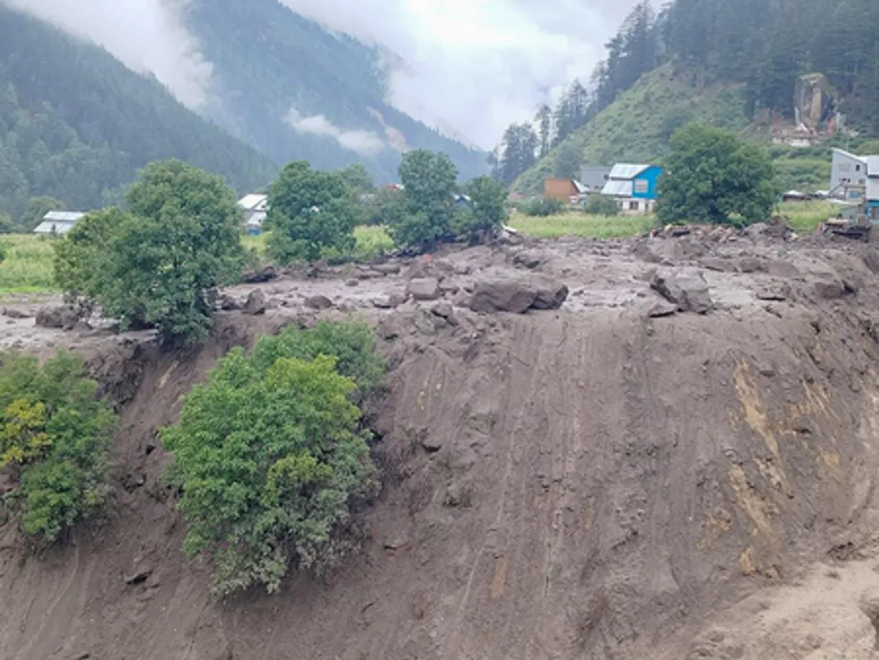 किश्तवाड़ : बादल फटने की त्रासदी पर सीपीआई (एमएल) ने जताया शोक, राष्ट्रीय आपदा घोषित करने की मांग
