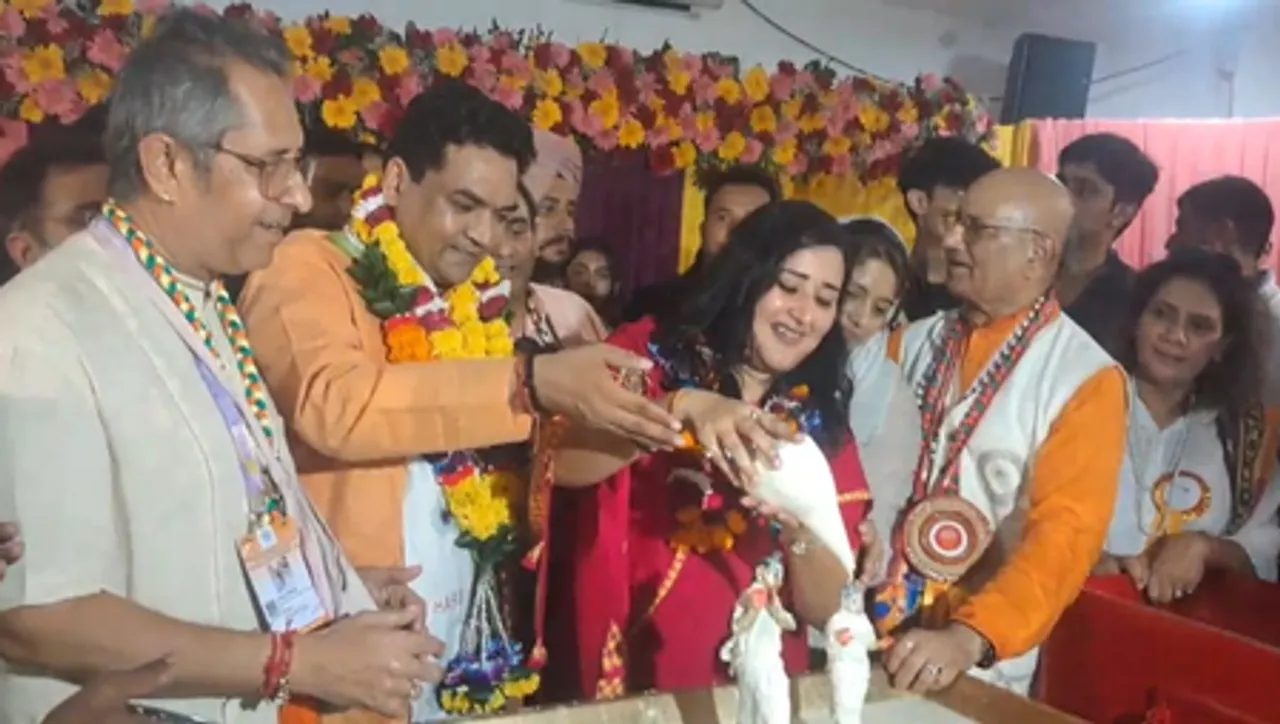 दिल्ली के इस्कॉन मंदिर समेत देशभर में श्रीकृष्ण जन्माष्टमी की धूम, श्रद्धालुओं का उमड़ा जन सैलाब