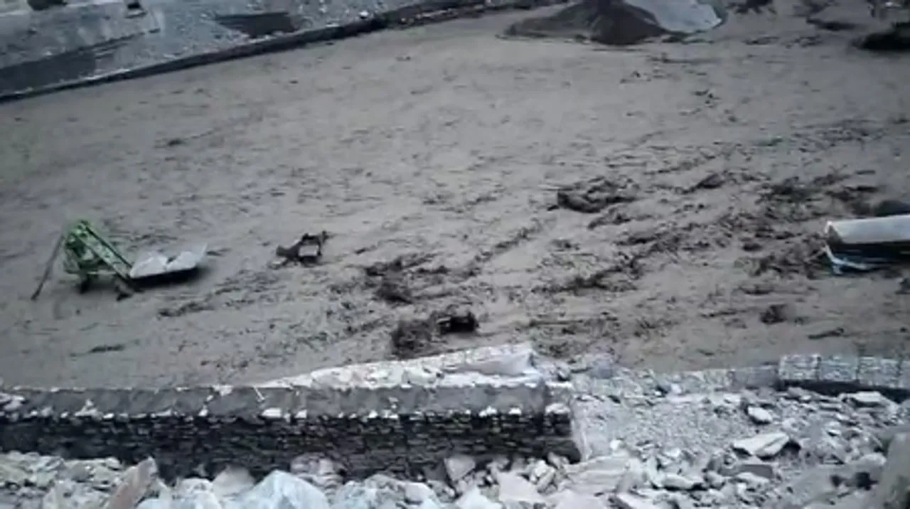 खैबर पख्‍तूनख्‍वा में बाढ़ से 314 लोगों की मौत, 156 घायल, बचाव अभियान जारी