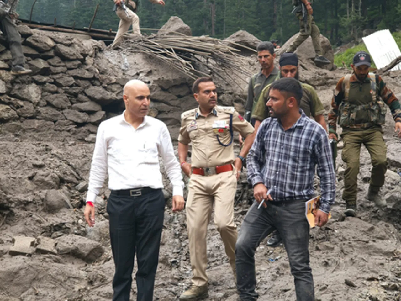 किश्तवाड़ में बादल फटने के 4 दिन बाद भी राहत और बचाव कार्य जारी, जानिए नए अपडेट