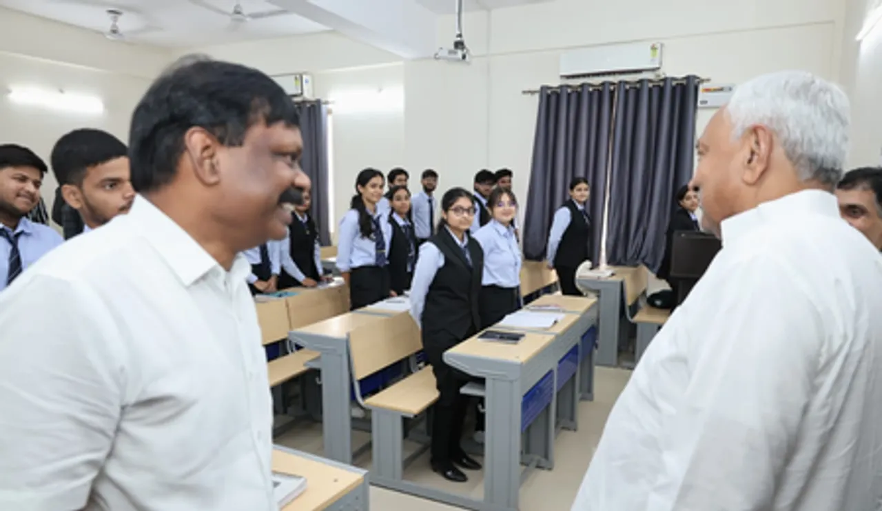 मुख्यमंत्री नीतीश कुमार ने ललित नारायण मिश्र आर्थिक विकास एवं सामाजिक परिवर्तन संस्थान का किया निरीक्षण