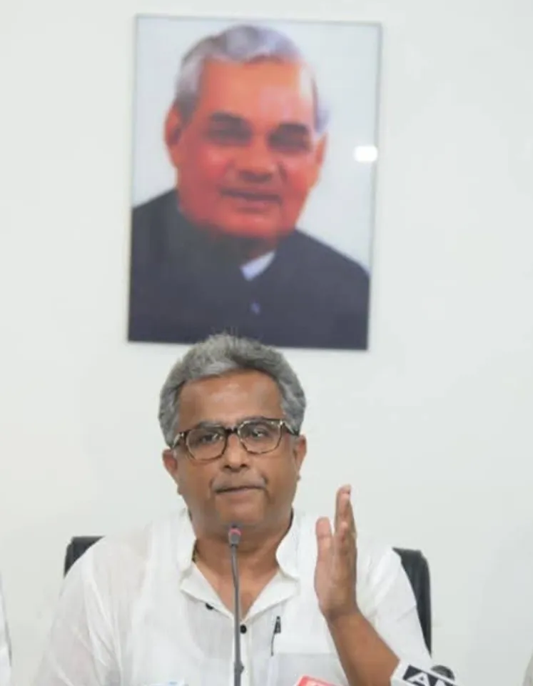 एसआईआर प्रक्रिया सामान्य, कुछ दल फैला रहे हैं भ्रम: नीतीश मिश्रा