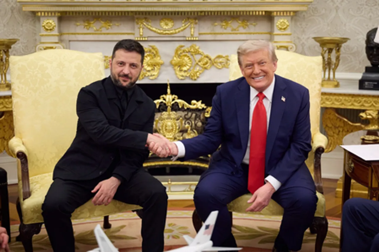 Zelensky gives Melania Trump a letter days after she sent personal note to Putin