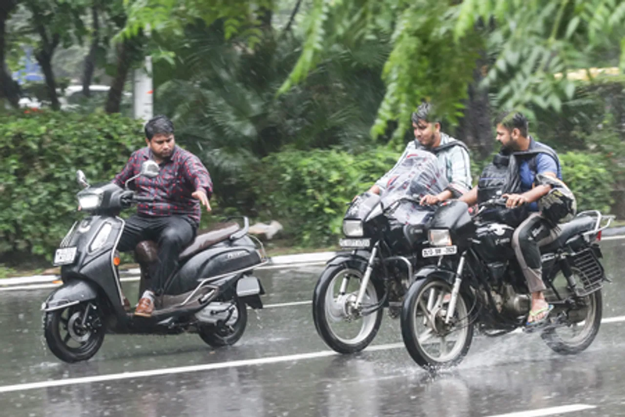 एनसीआर में पूरे सप्ताह रहेगा बारिश का दौर, वीकेंड में तेज बारिश की संभावना