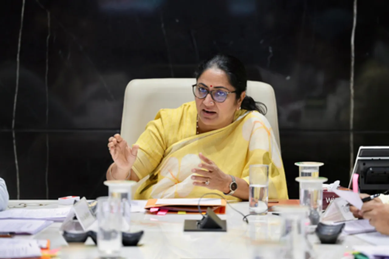 दिल्ली सीएम रेखा गुप्ता के सुरक्षा घेरे में बदलाव, मिलेगा जेड श्रेणी का सीआरपीएफ सिक्योरिटी कवर