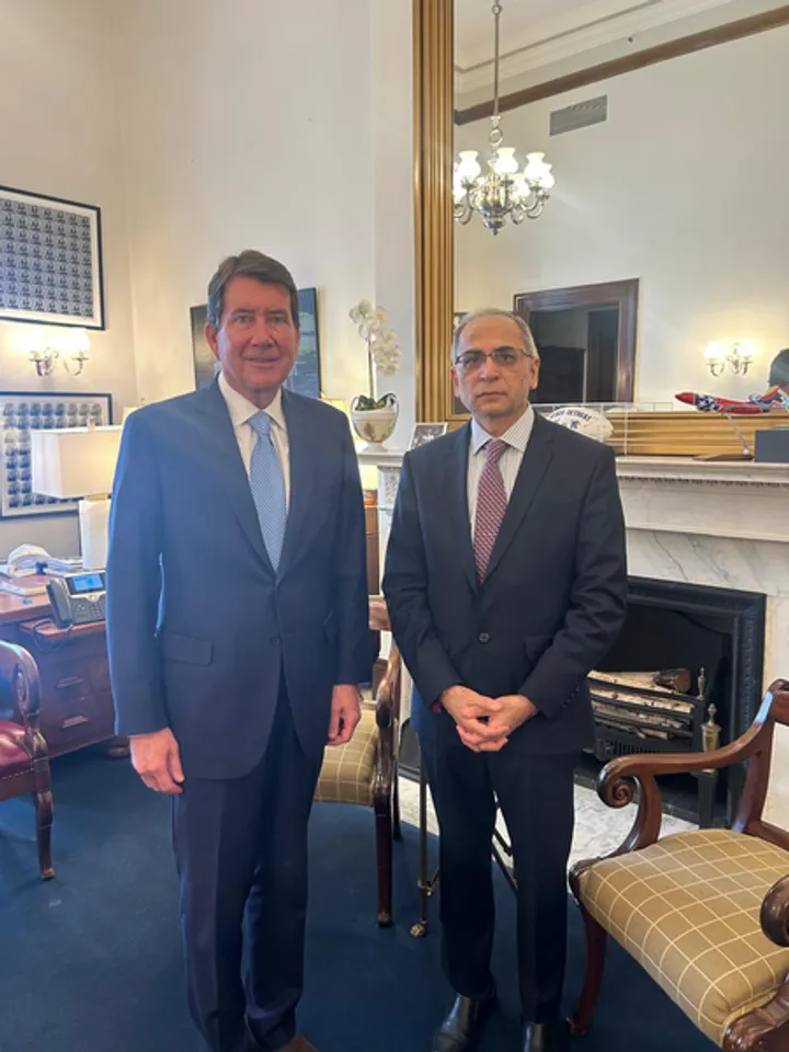 Indian envoy meets American leaders, discusses trade and energy cooperation