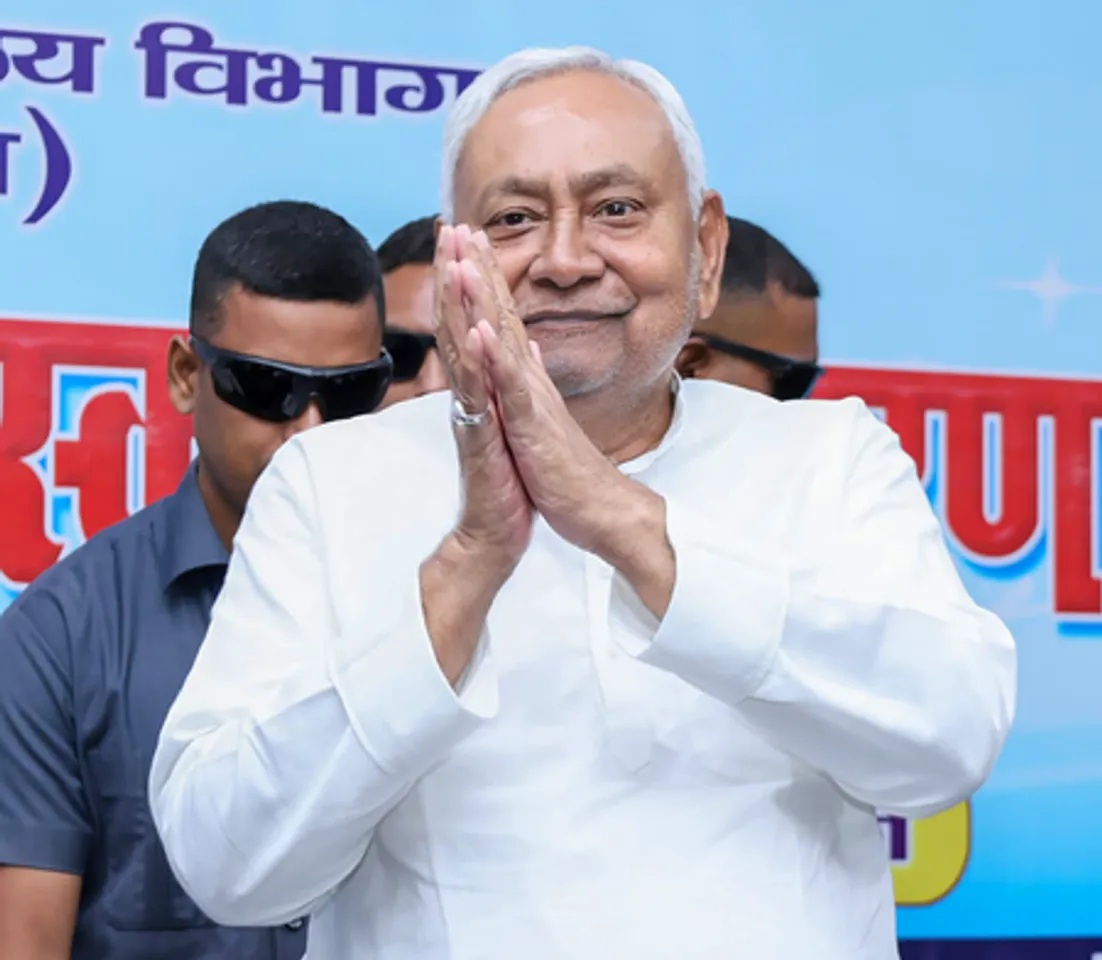 Patna: Nitish Kumar attends ‘Hindi Sevi Samman and Awards Ceremony’