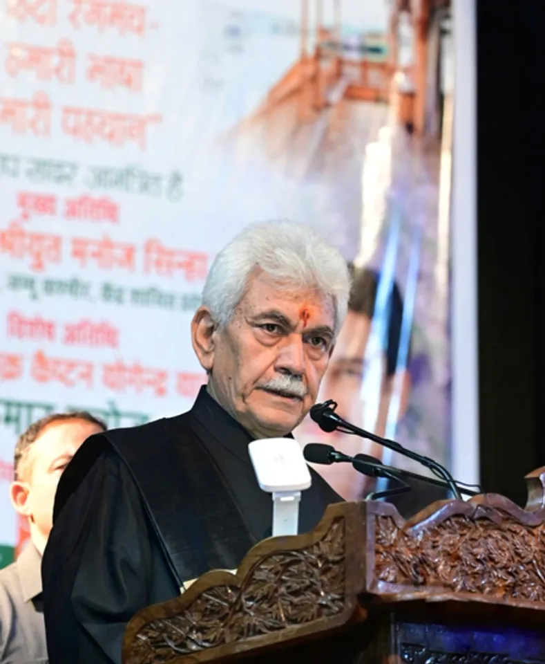 भाषाओं की विविधता में छिपी है भारत की ताकत : मनोज सिन्हा
