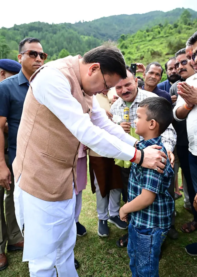 Chamoli: Pushkar Singh Dhami inspects disaster relief in Tharali