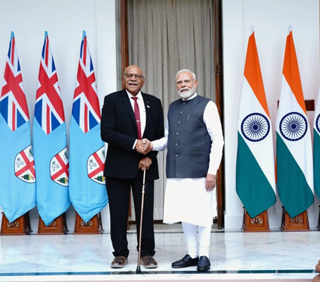 प्रधानमंत्री नरेंद्र मोदी और फिजी के पीएम सितिवेनी राबुका के बीच द्विपक्षीय वार्ता