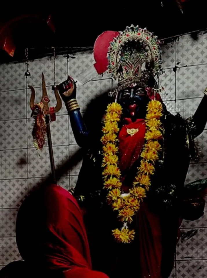 काम से ब्रेक लेकर रेणुका पंवार ने की आध्यात्मिक यात्रा, मंदिर और प्रकृति के बीच बिताया सुकून भरा पल