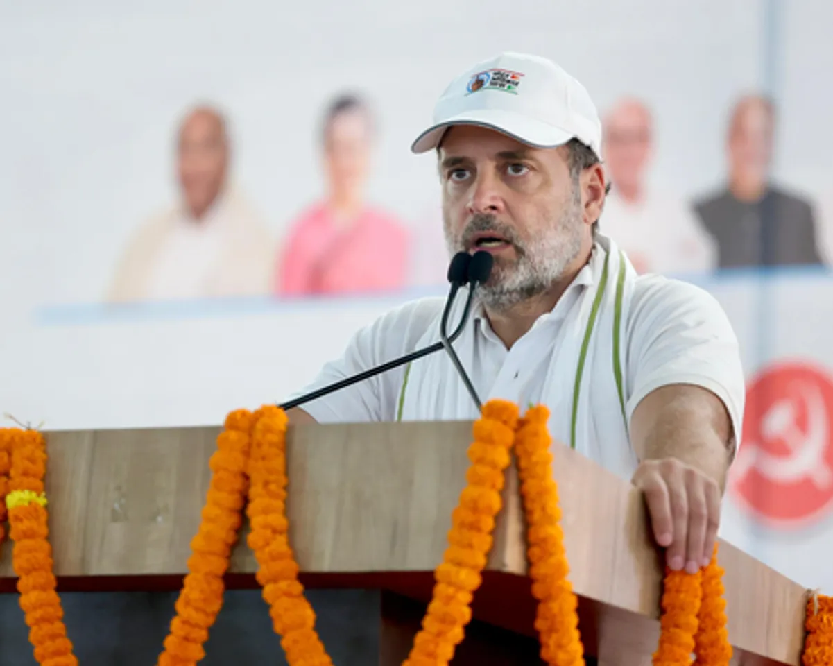 मुजफ्फरपुर : राहुल गांधी बोले,  गुजरात मॉडल 'आर्थिक मॉडल' नहीं
