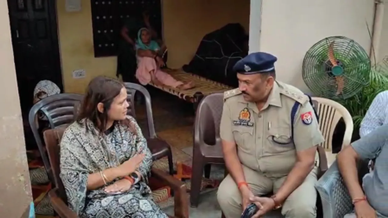 निक्की हत्याकांड : राज्य महिला आयोग सदस्य पहुंचीं घर, फास्ट ट्रैक कोर्ट में आरोपियों को सजा दिलाने का आश्वासन