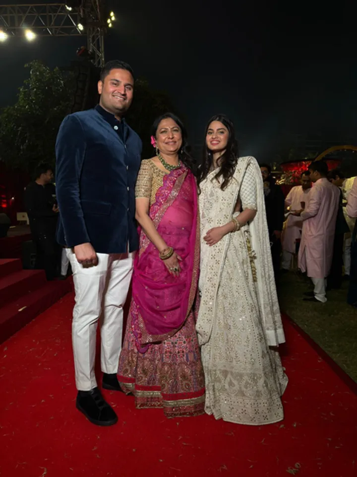 जीत अदाणी ने मां प्रीति अदाणी को किया बर्थडे विश, कहा- अपार प्रेम के लिए शुक्रिया