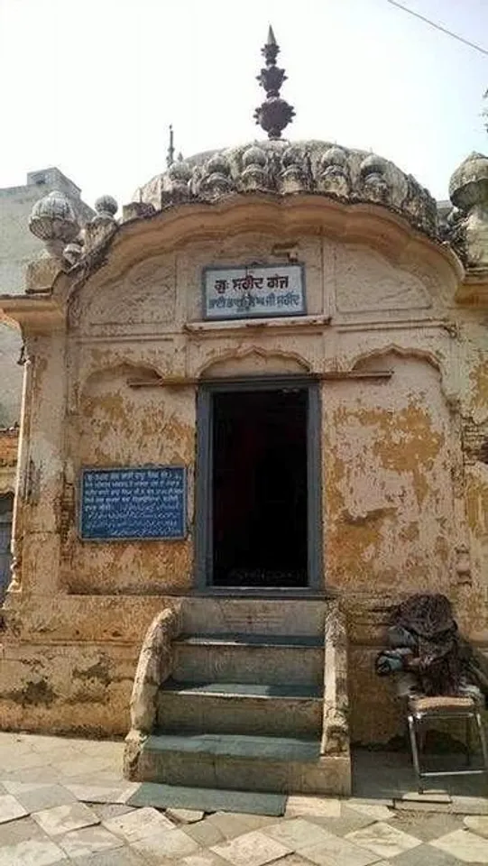 Historic Sikh shrine in Pakistan faces encroachment and decay: Report