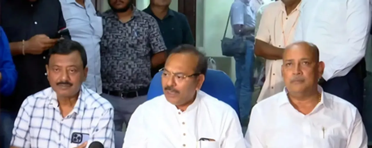 बूथ पुनर्गठन पर बंगाल सीईओ कार्यालय में सर्वदलीय बैठक, टीएमसी परिणाम से नाखुश