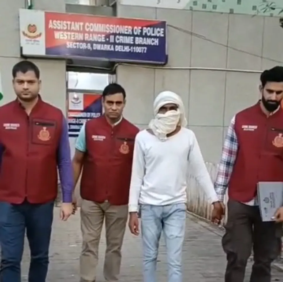 दिल्ली पुलिस की क्राइम ब्रांच को मिली बड़ी कामयाबी, हत्या और लूट के मामले में फरार अपराधी गिरफ्तार