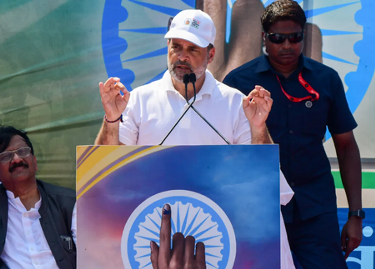 'वोट चोरी' मतलब लोकतंत्र की चोरी : राहुल गांधी