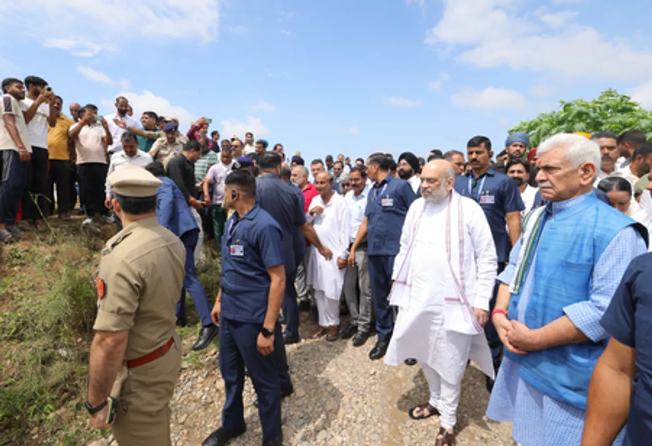 जम्मू: बाढ़ प्रभावित लोगों के पुनर्वास के लिए पर्याप्त उपाय करने को केंद्र प्रतिबद्ध: अमित शाह