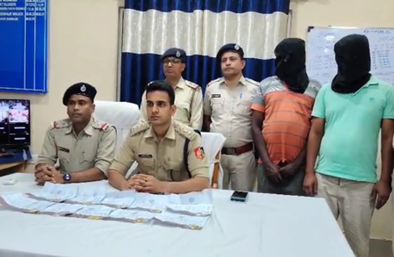 पश्चिम बंगाल: गोल्ड स्मगलिंग मामले में दो आरोपी गिरफ्तार, 1.23 करोड़ के सोने के बिस्कुट बरामद