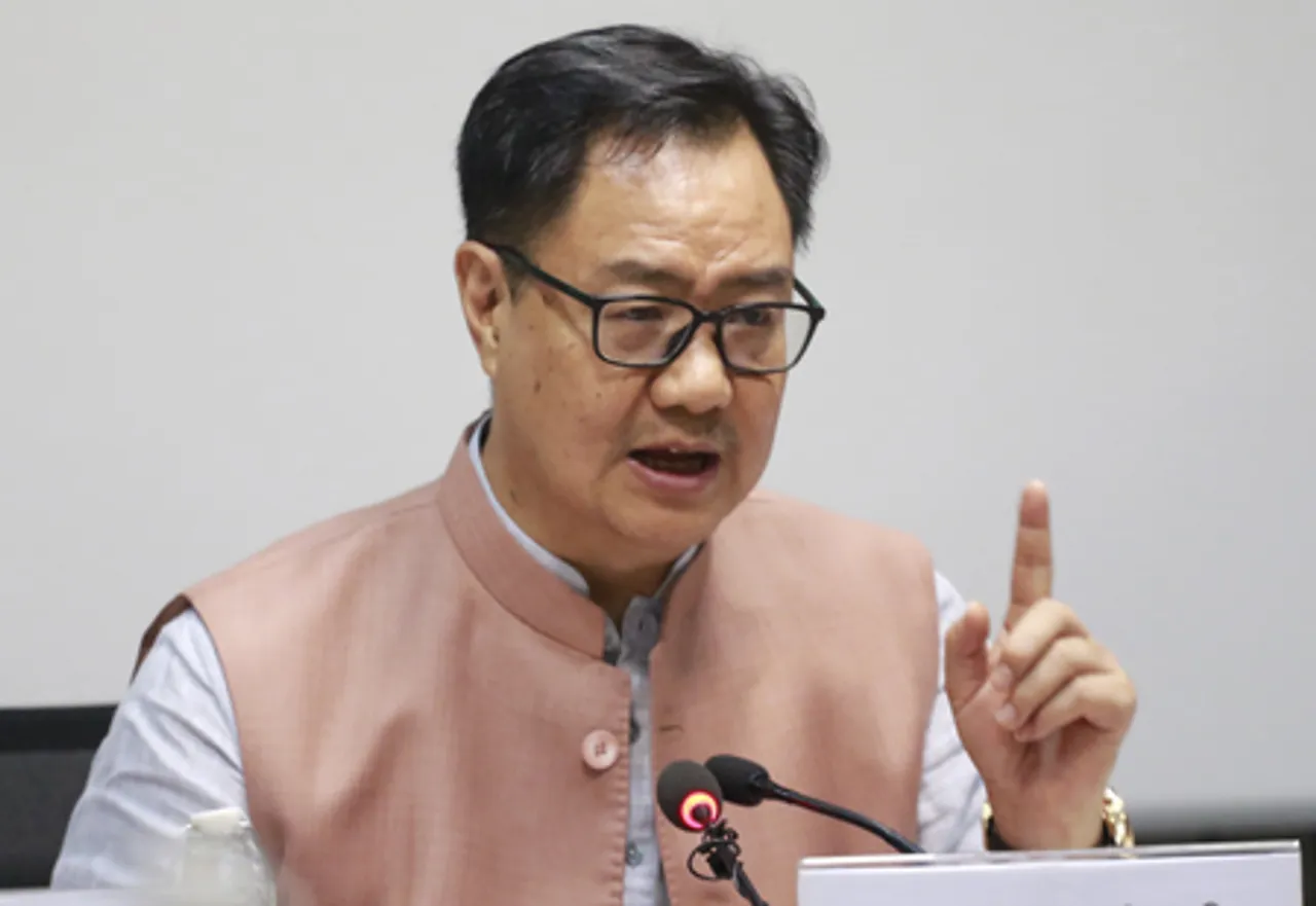'राहुल गांधी को मूर्ख मत समझिए, वे बड़ी साजिश का हिस्सा हैं', केंद्रीय मंत्री रिजिजू ने बोला हमला