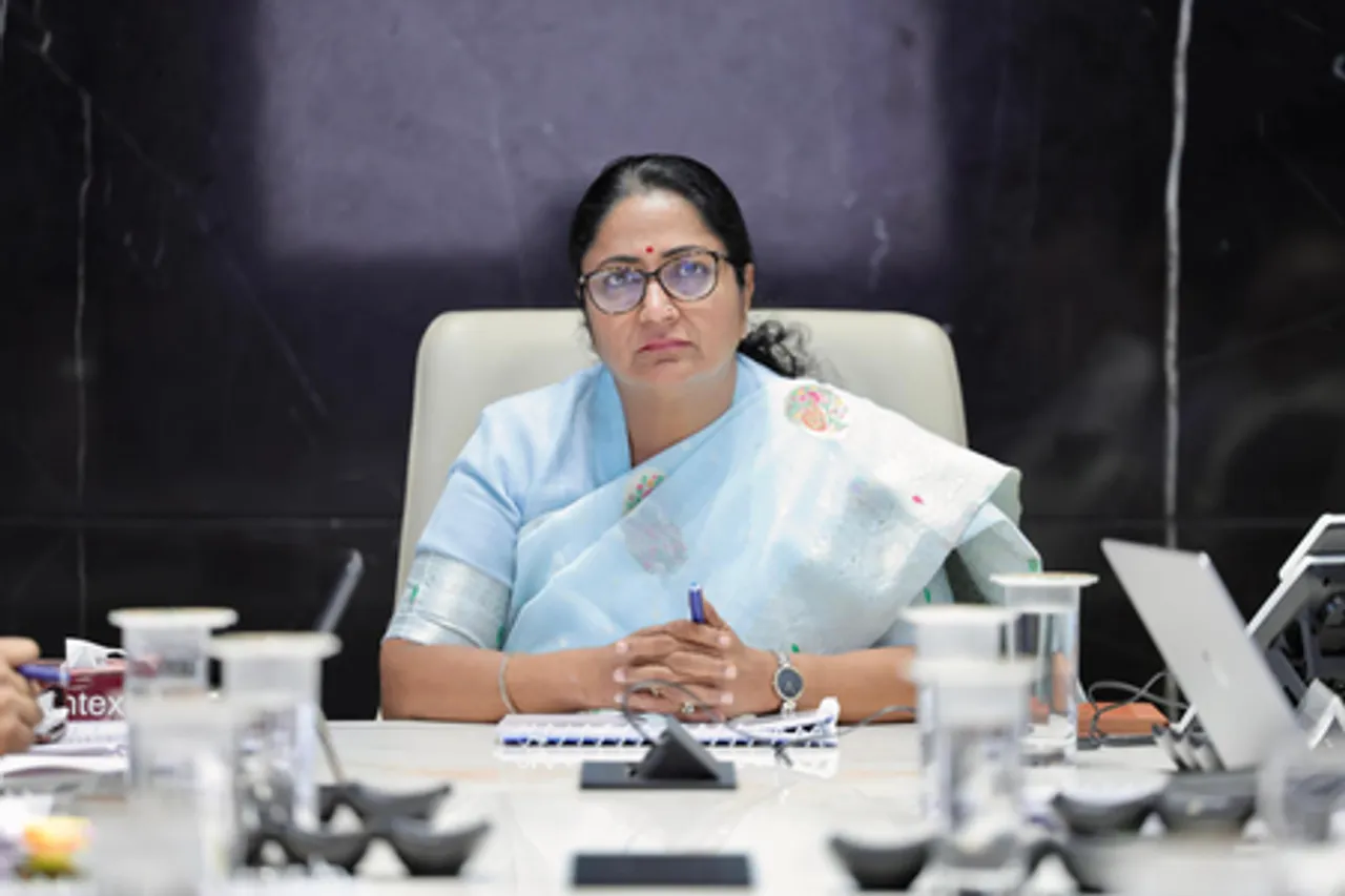 हमले के 2 हफ्ते बाद दिल्ली सीएम रेखा गुप्ता ने भारी सुरक्षा के बीच 'जन सुनवाई' की