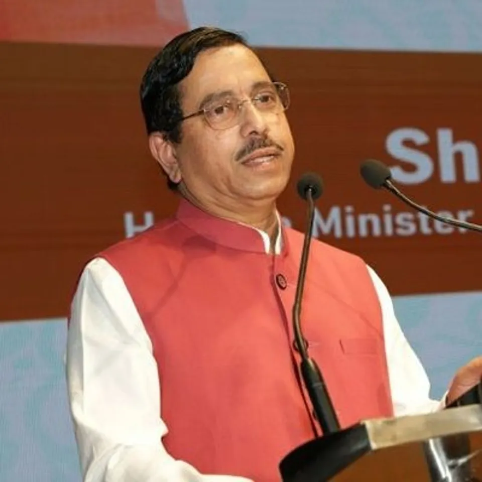 यूपीए सरकार जीएसटी लागू करने में असमर्थ रही : प्रह्लाद जोशी