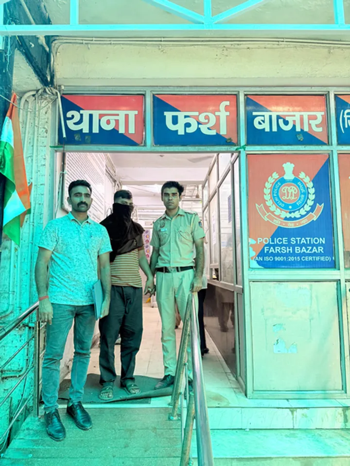 दिल्ली में फर्जी 'पैरा कमांडो लेफ्टिनेंट' गिरफ्तार, शादी का झांसा देकर युवती से ठगे 70,000 रुपए