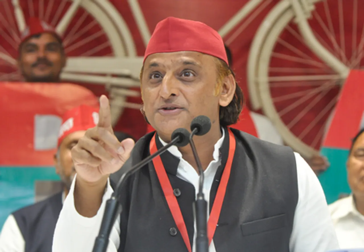 Lucknow: Akhilesh Yadav Addresses Press Conference