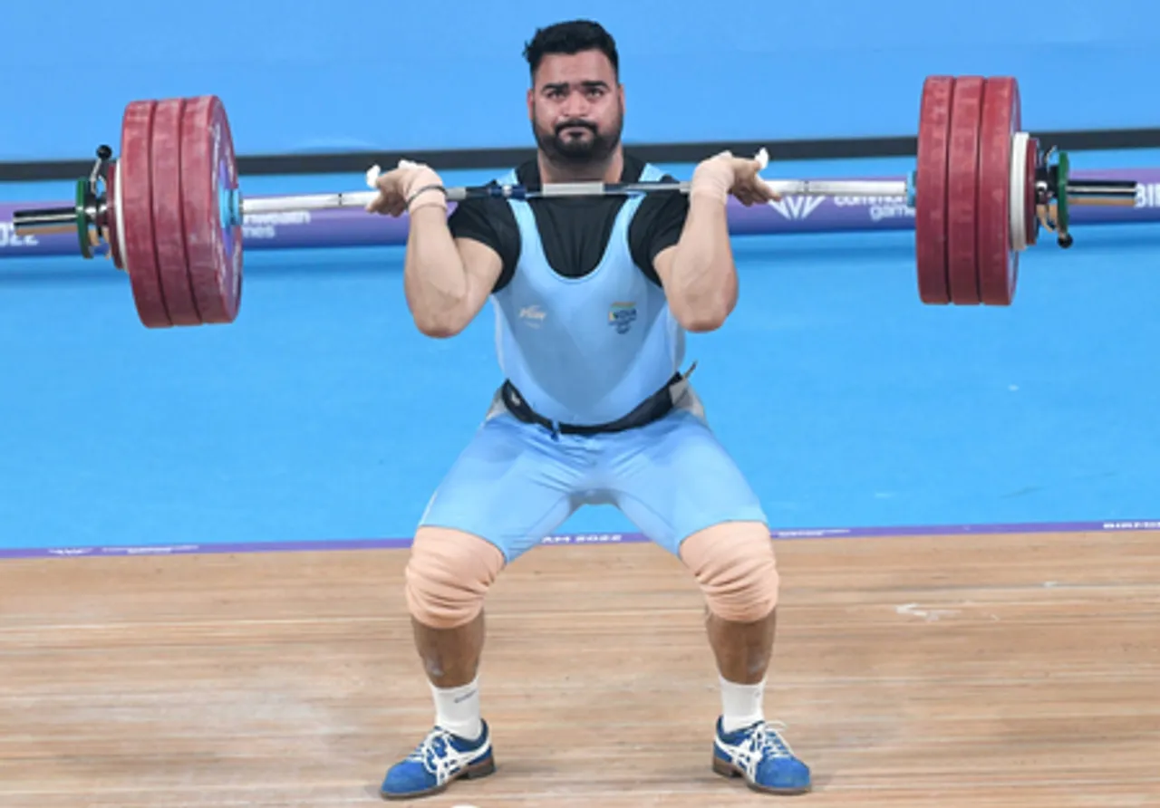 लवप्रीत सिंह : कॉमनवेल्थ में देश में पदक दिलाने वाले देश के प्रतिभावान वेटलिफ्टर