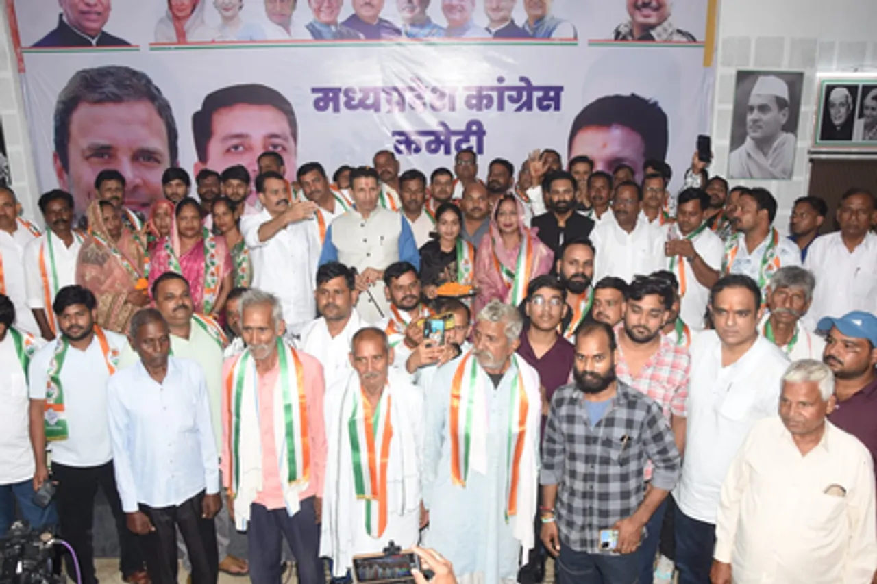 मध्य प्रदेश : ग्वालियर में भाजपा और बसपा के कार्यकर्ताओं ने कांग्रेस का दामन थामा
