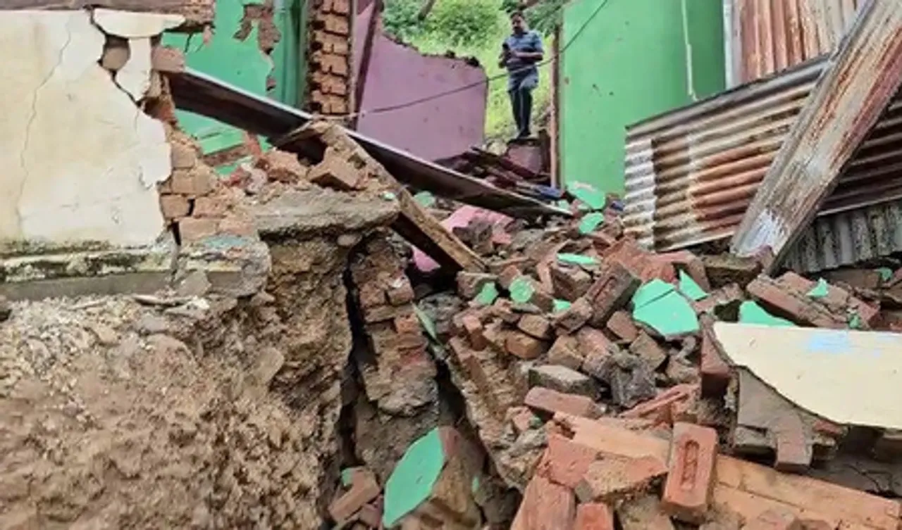 जम्मू-कश्मीर : नॉर्थ ब्लॉक खेड़ी पंचायत में भारी बारिश से तबाही, 200 घर खतरे में