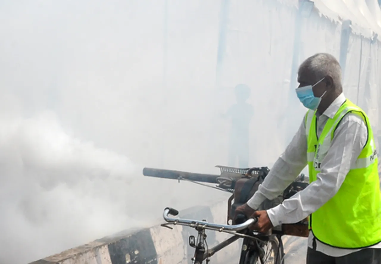 New Delhi: MCD Worker Conducts Anti-Mosquito Fogging
