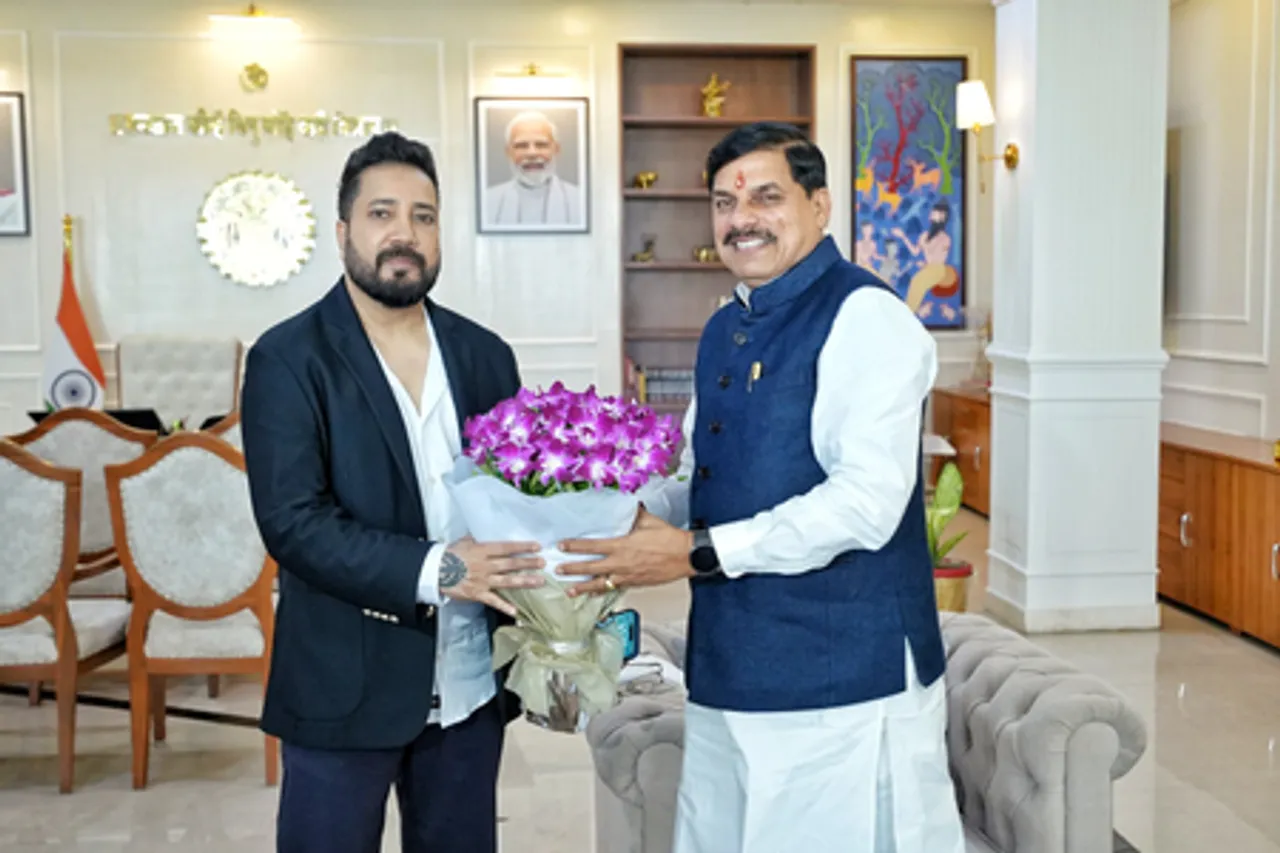 मध्य प्रदेश के सीएम से मिले मीका सिंह, नशे के खिलाफ उठाए कदमों को सराहा