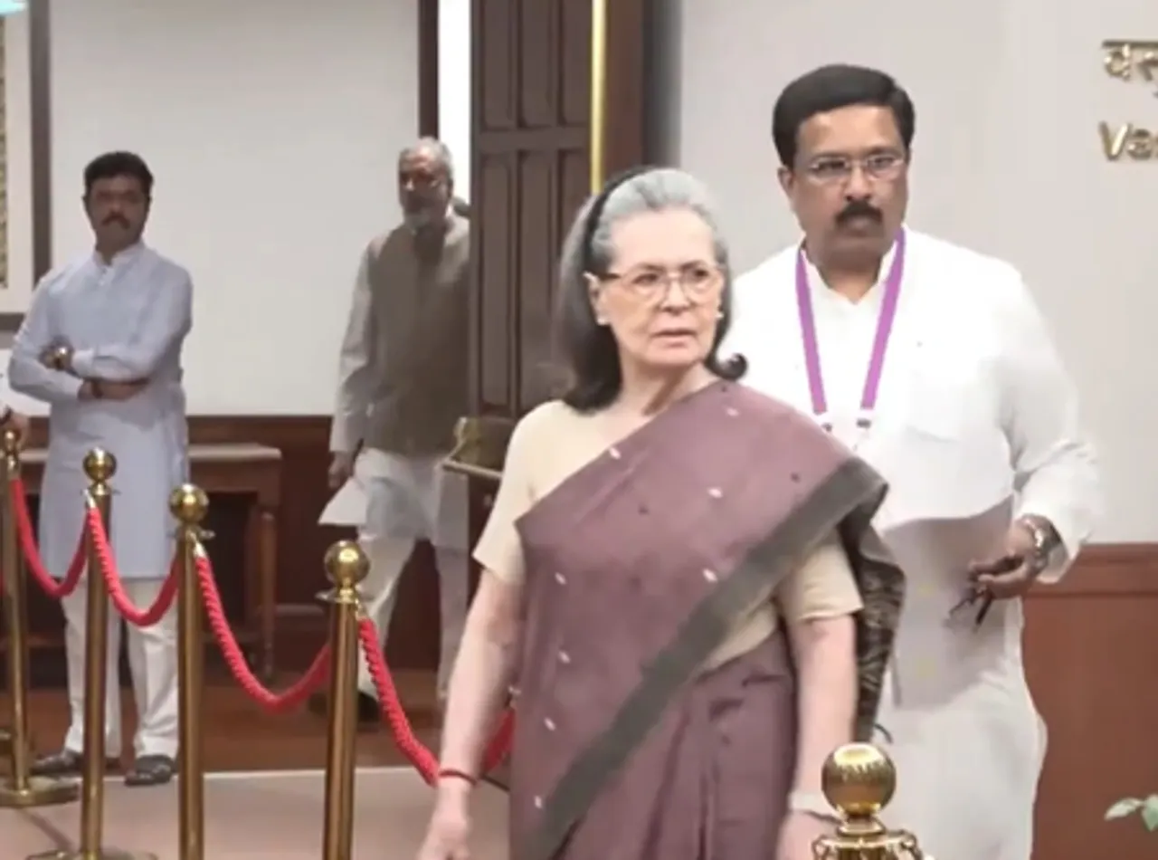 उपराष्ट्रपति चुनाव : सोनिया-राहुल, राजनाथ और देवेगौड़ा समेत कई दिग्गज नेताओं ने डाला वोट