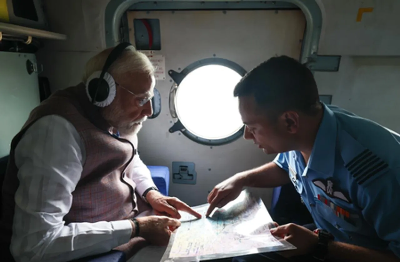 पीएम मोदी ने हिमाचल के आपदा प्रभावित इलाकों का हवाई दौरा किया, 1500 करोड़ रुपए की आर्थिक मदद का ऐलान