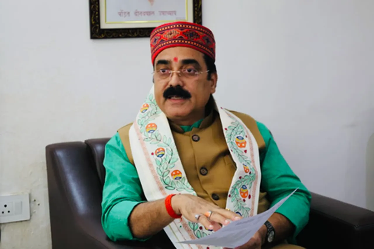नेपाल के पशुपतिनाथ मंदिर में तोड़फोड़, बिहार सरकार में मंत्री जीवेश मिश्रा ने की निंदा